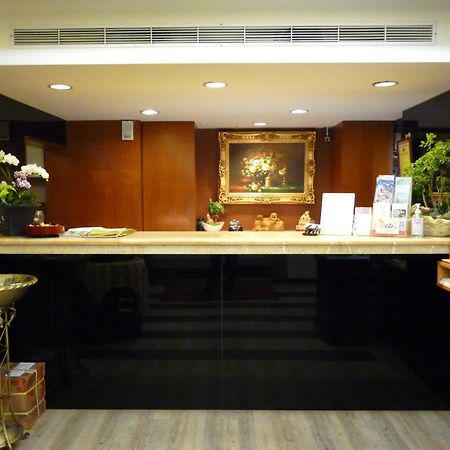 Eastern Beauty Hotel Taipei Esterno foto