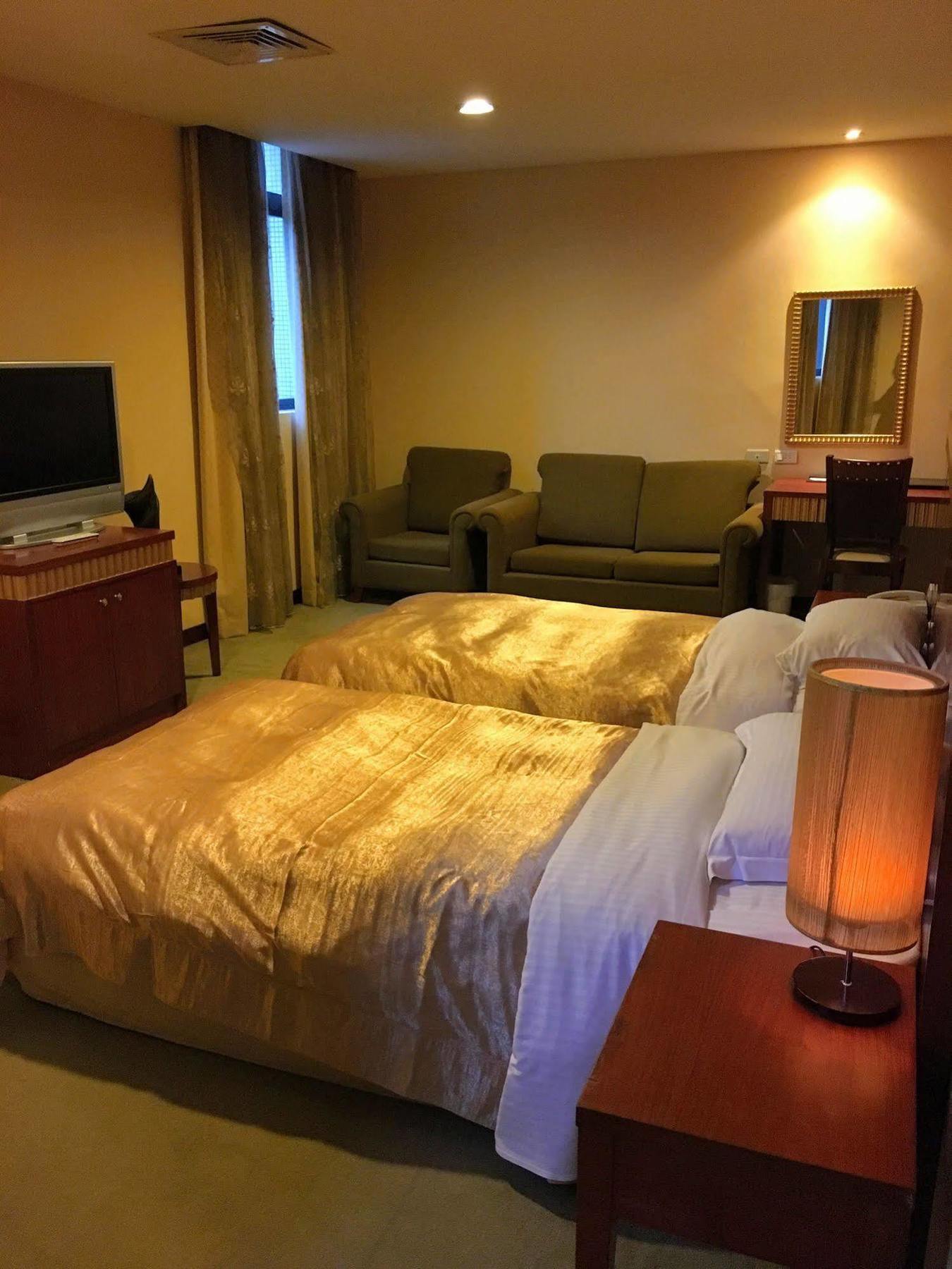 Eastern Beauty Hotel Taipei Esterno foto